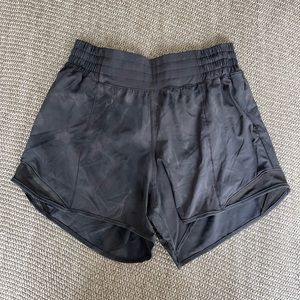 lululemon Hotty Hot High Rise Short 4”